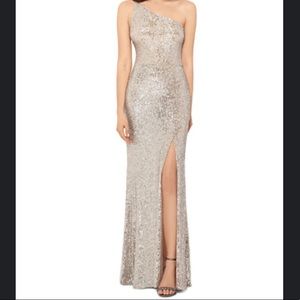 NWT XSCAPE One Shoulder Sequin Gown